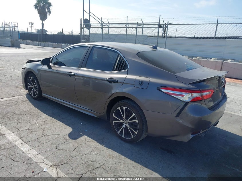Vin: 4t1m11ak4lu398777, lot: 46395297, toyota camry se 20203