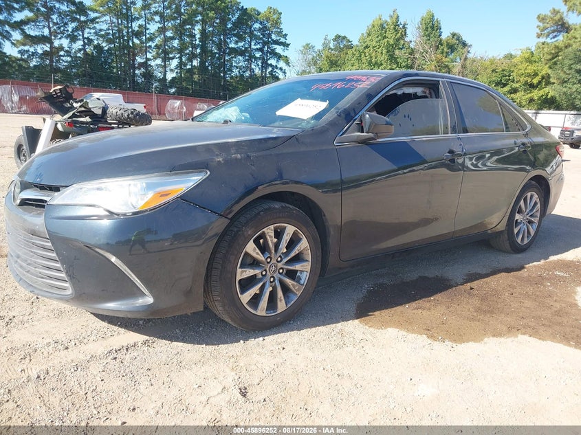 2016 TOYOTA CAMRY auction photo 2
