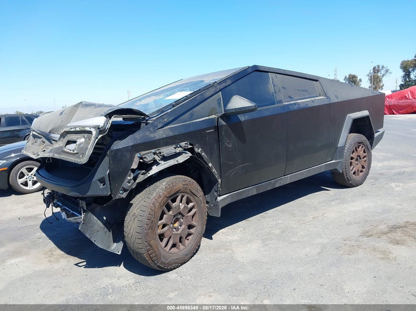 2024 TESLA CYBERTRUCK auction photo 2