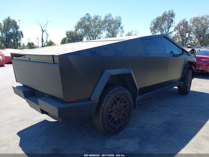 2024 TESLA CYBERTRUCK auction photo 4