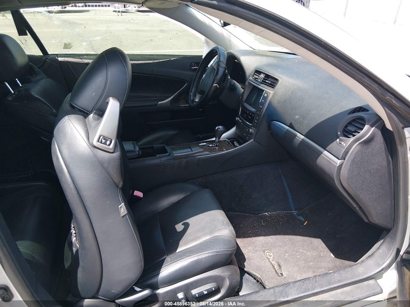 2012 LEXUS IS 250C — zdjęcie 5