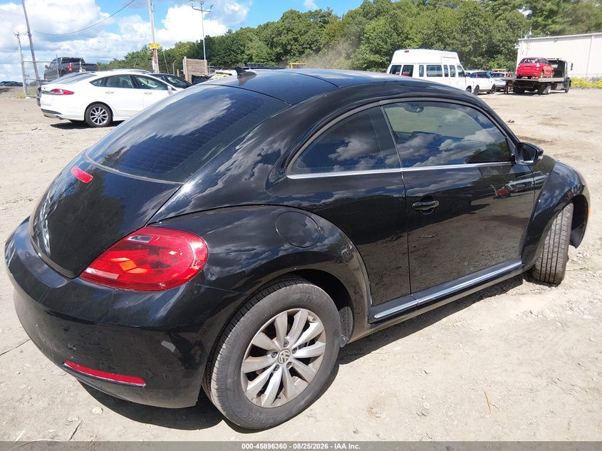 2014 VOLKSWAGEN BEETLE auction photo 4