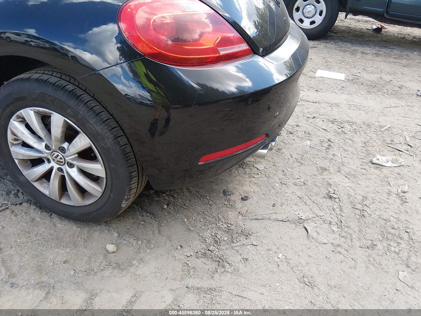 2014 VOLKSWAGEN BEETLE auction photo 5