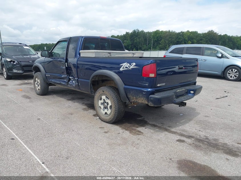 2001 CHEVROLET S-10 auction photo 3