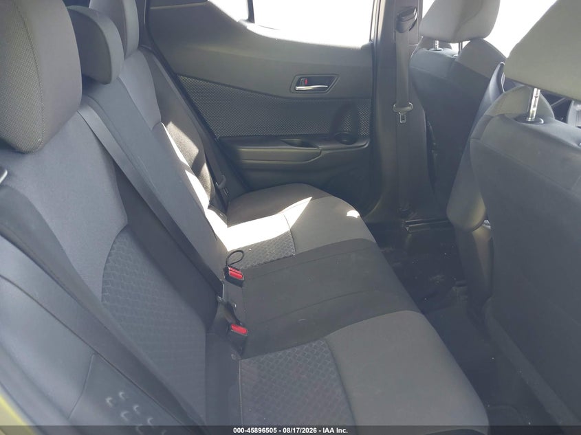 TOYOTA C-HR 2021 VIN JTNKHMBX1M1095876