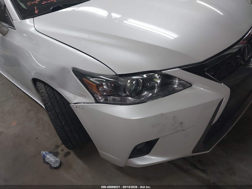 2016 LEXUS CT 200H auction photo 6