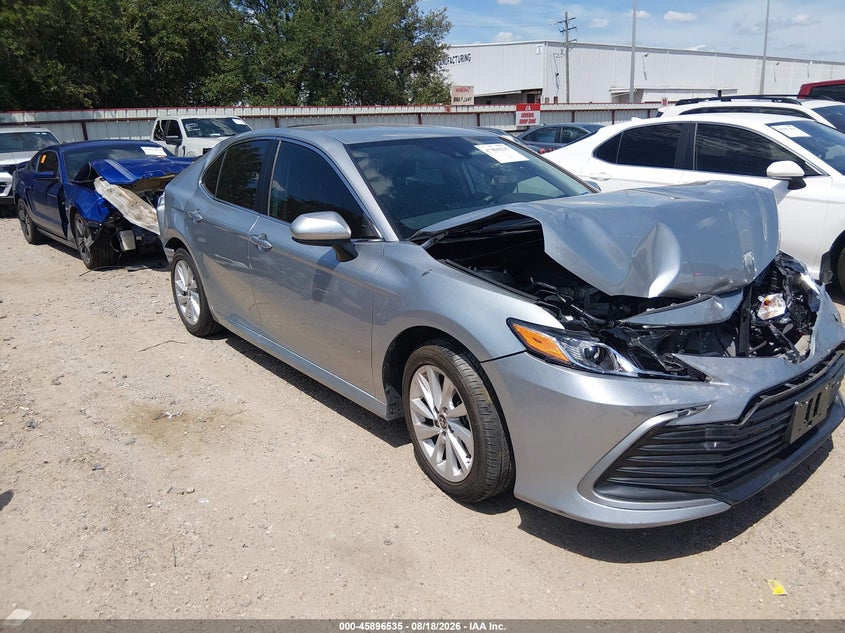 2023 TOYOTA CAMRY auction photo 1