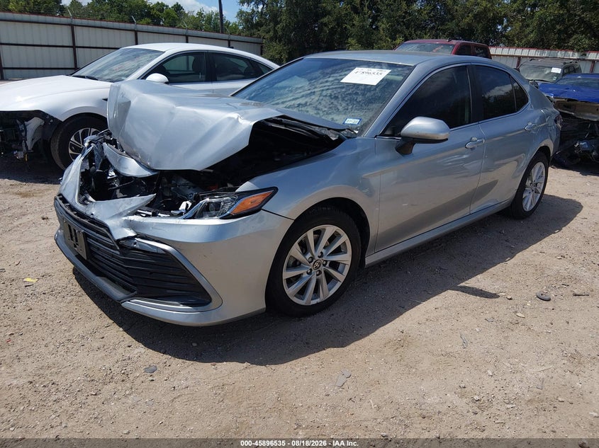 2023 TOYOTA CAMRY auction photo 2