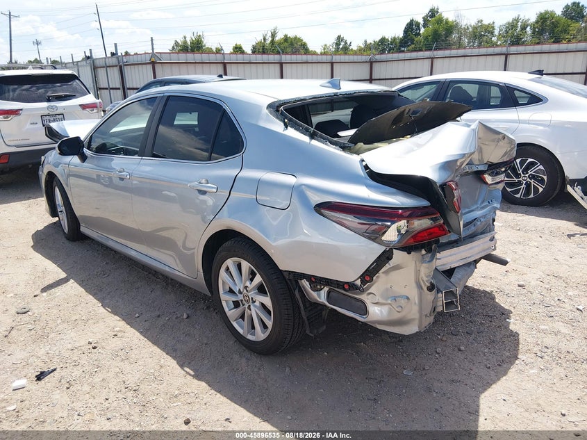 2023 TOYOTA CAMRY auction photo 3