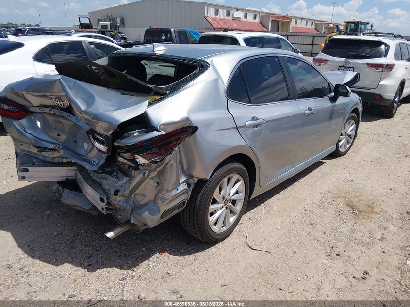 2023 TOYOTA CAMRY auction photo 4