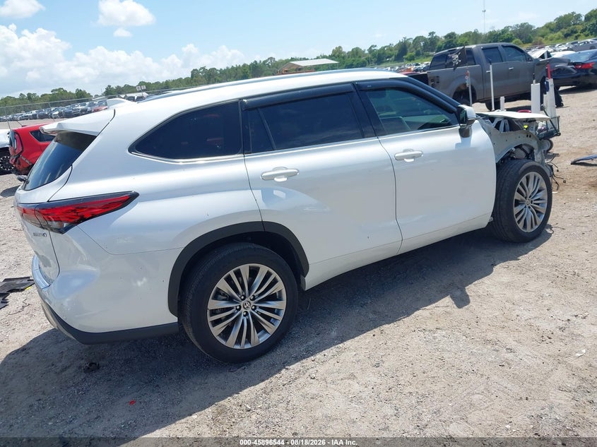 TOYOTA HIGHLANDER - zdjęcie 4