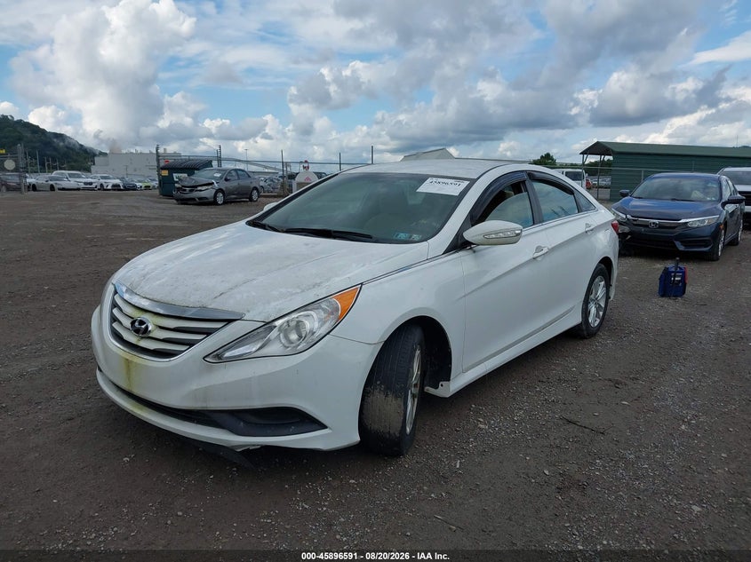 2014 HYUNDAI SONATA auction photo 2