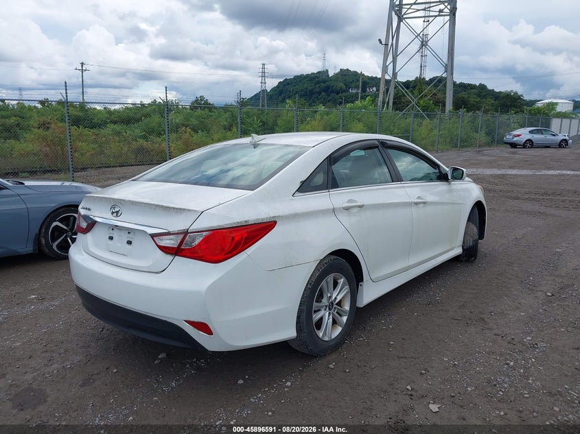 2014 HYUNDAI SONATA auction photo 4