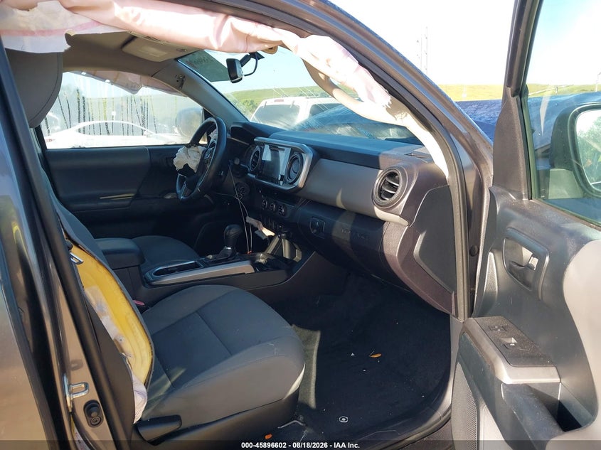 2017 TOYOTA TACOMA auction photo 5