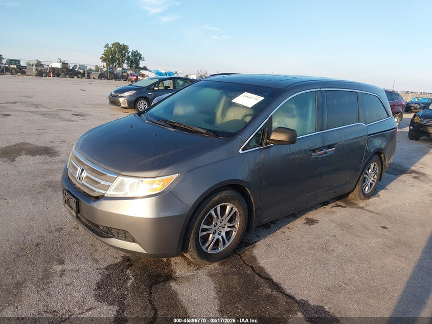 2011 HONDA ODYSSEY auction photo 2