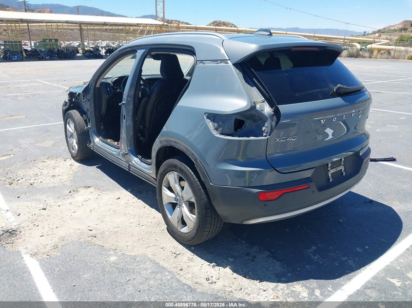 Vin: yv4ac2hk7m2604519, lot: 46395837, volvo xc40 t4 momentum 20213