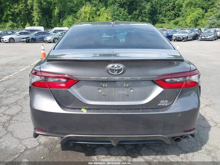 TOYOTA CAMRY - zdjęcie 16