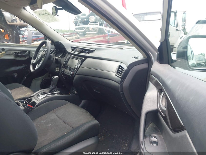 2019 NISSAN ROGUE auction photo 5