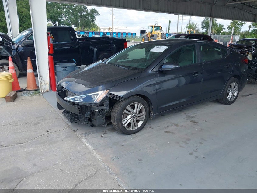2020 HYUNDAI ELANTRA auction photo 2