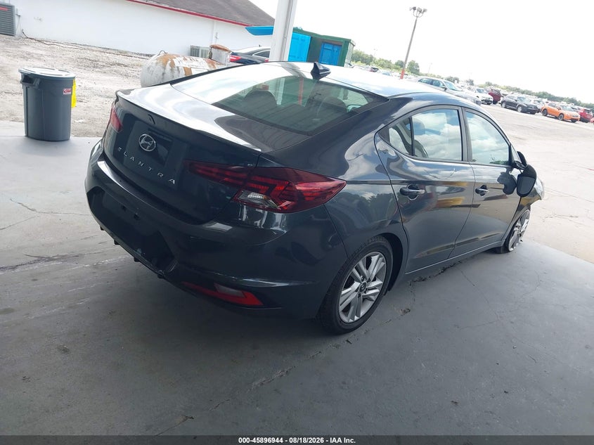 2020 HYUNDAI ELANTRA auction photo 4