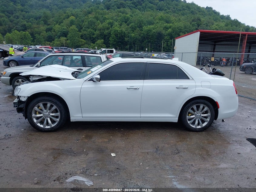 2019 CHRYSLER 300 LIMITED AWD · Фото 14