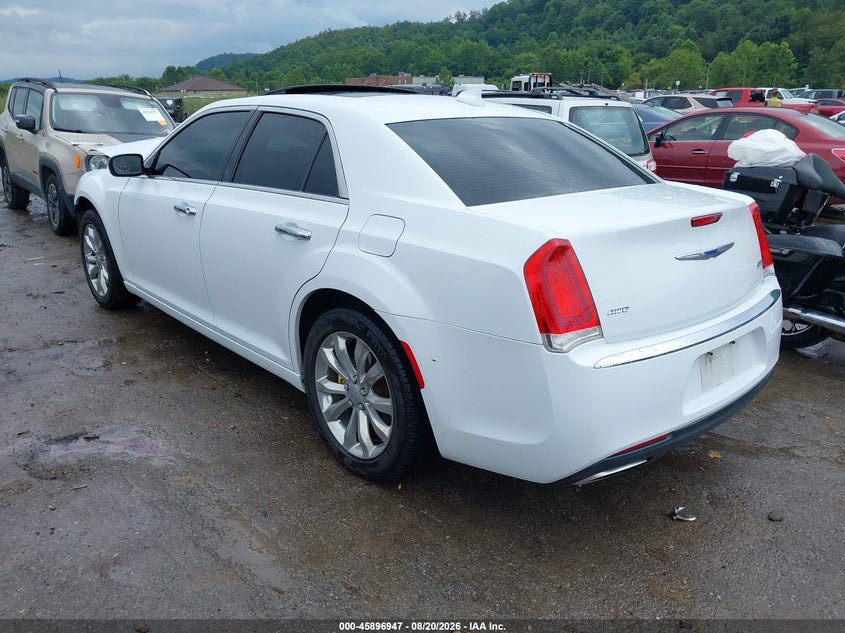 2019 CHRYSLER 300 LIMITED AWD · Фото 3