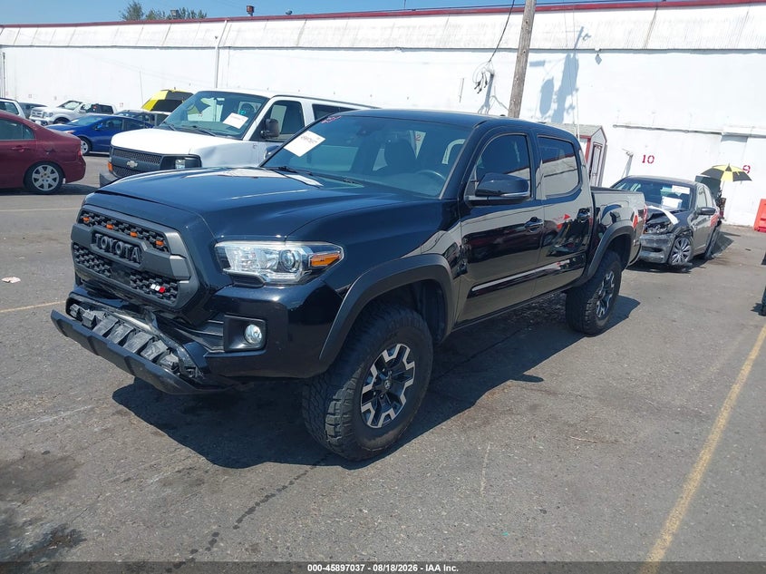 2018 Toyota Tacoma Trd Off Road, Front & Rear, IAAI, VIN 3TMCZ5AN5JM187504 — photo 2