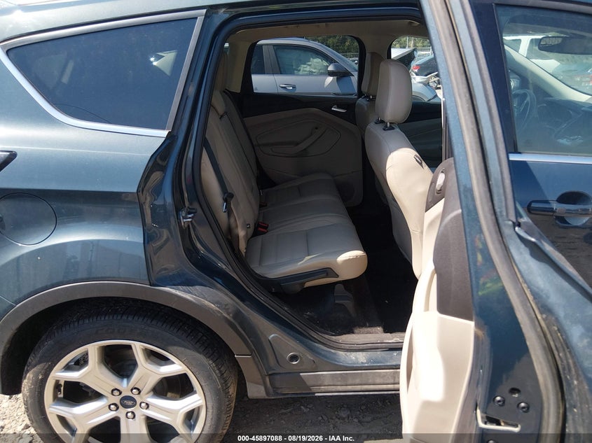 2019 FORD ESCAPE auction photo 8