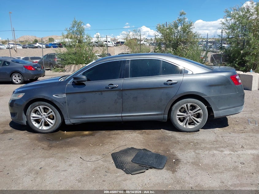 FORD TAURUS 2015 VIN 1FAHP2D85FG162318