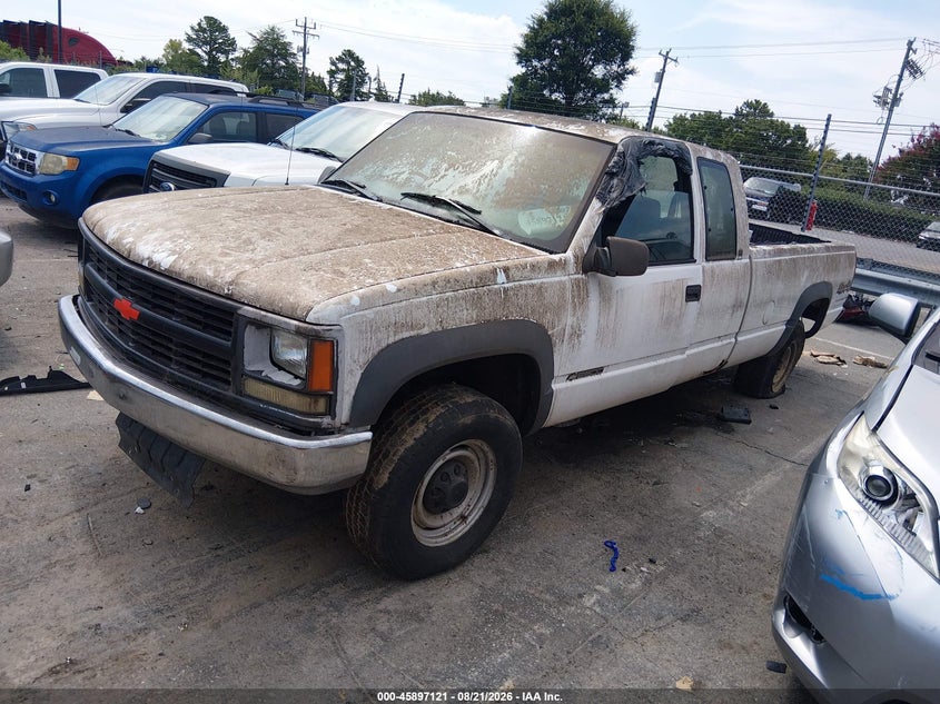 1998 CHEVROLET C/K 2500 auction photo 2