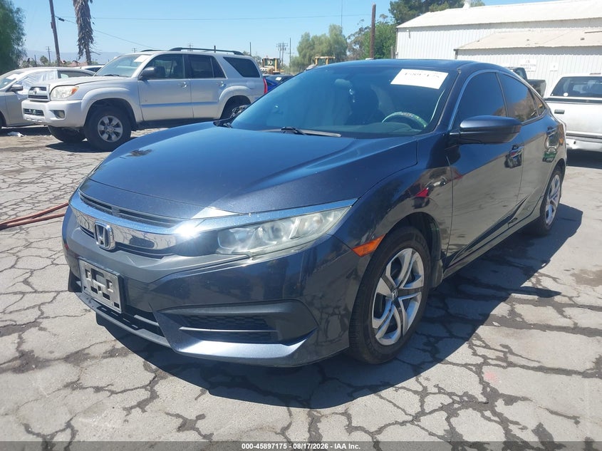 2018 Honda Civic, Right Side, IAAI, VIN 2HGFC2F55JH501156 — photo 2