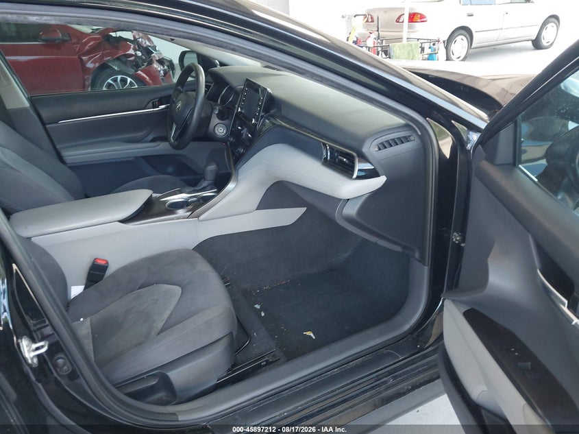 TOYOTA CAMRY - zdjęcie 5