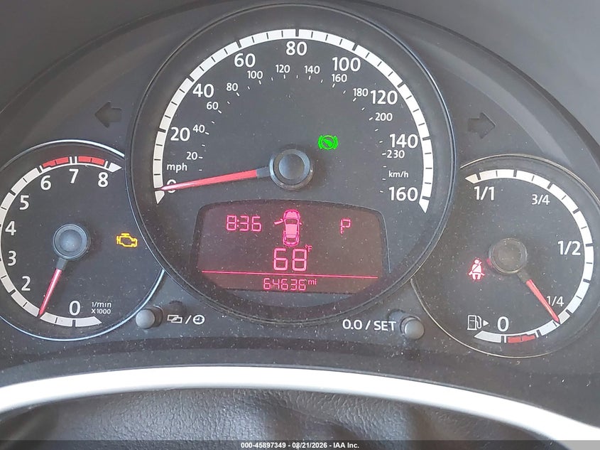 2013 VOLKSWAGEN BEETLE auction photo 7