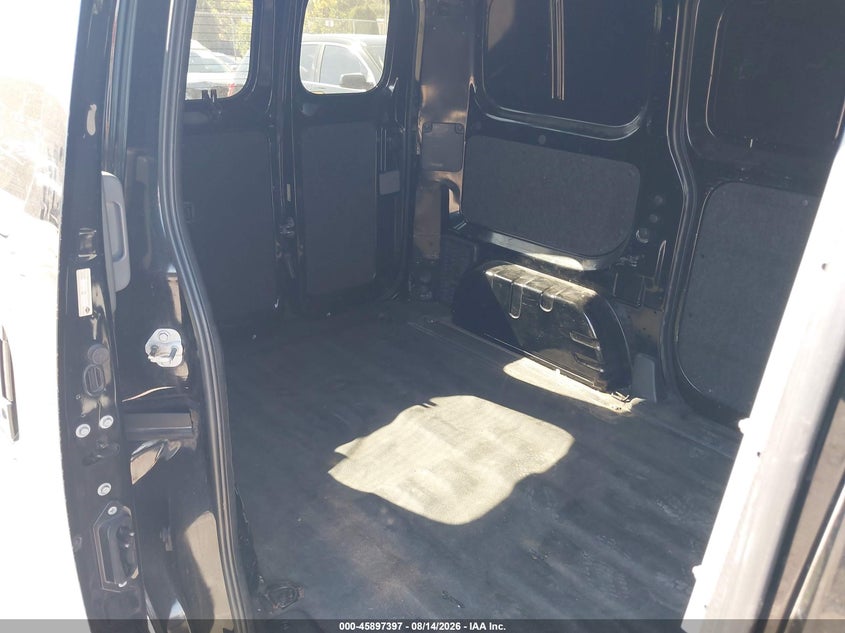 2015 CHEVROLET CITY EXPRESS auction photo 8