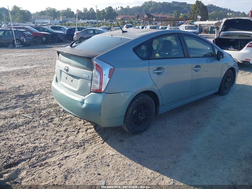 2013 TOYOTA PRIUS auction photo 4