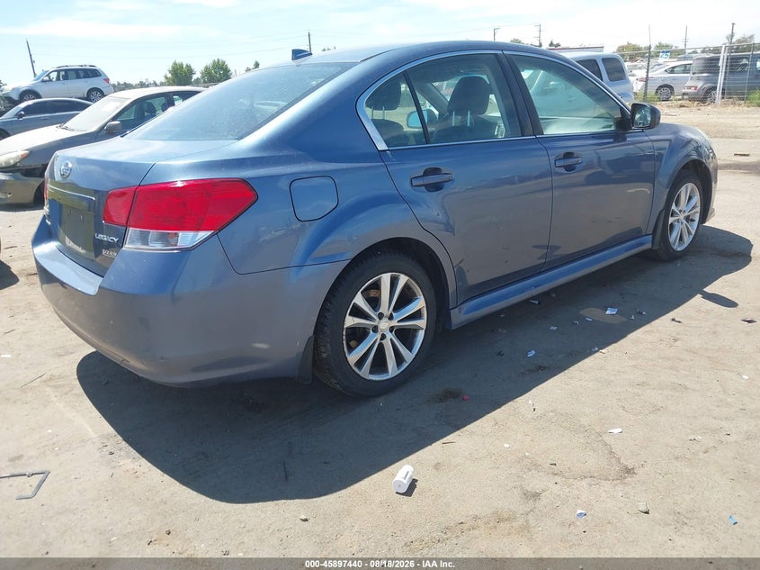 2013 SUBARU LEGACY auction photo 4