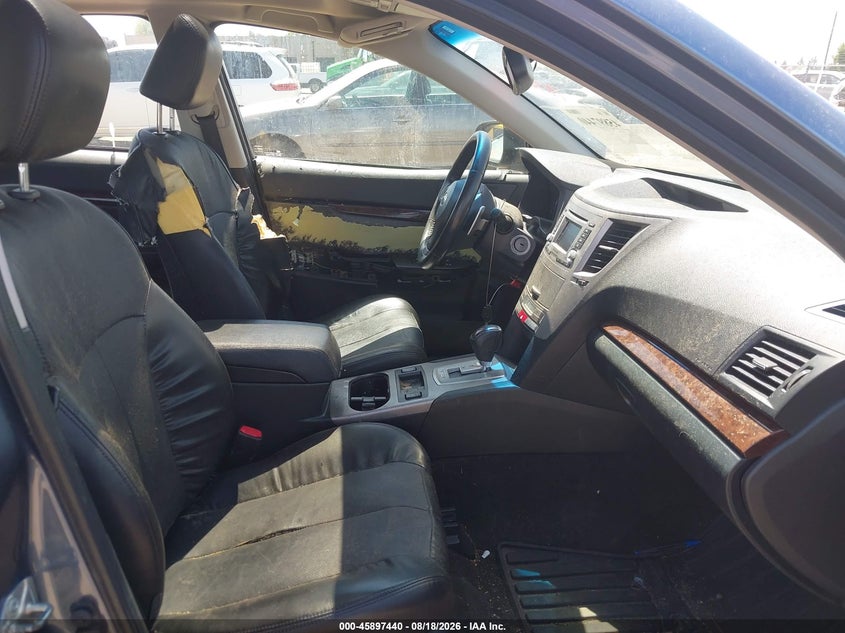 2013 SUBARU LEGACY auction photo 5