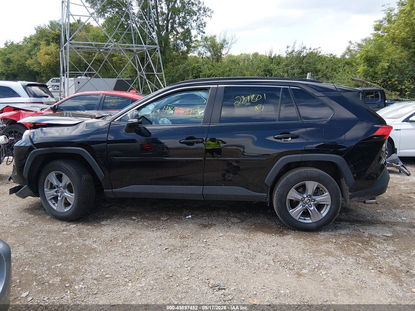 TOYOTA RAV4 - zdjęcie 14