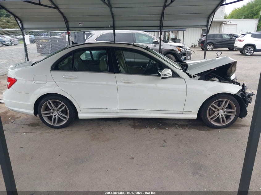 MERCEDES-BENZ C 300 2014 VIN WDDGF8AB9EG171796