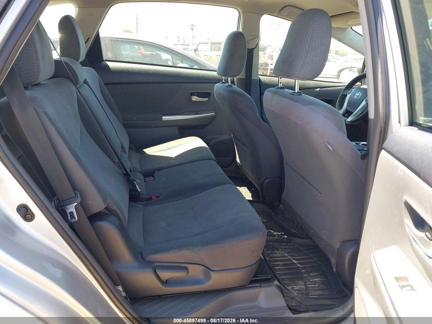 2014 TOYOTA PRIUS V auction photo 8