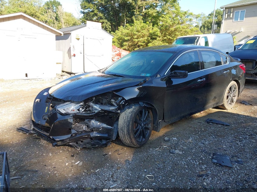 2018 NISSAN ALTIMA auction photo 2