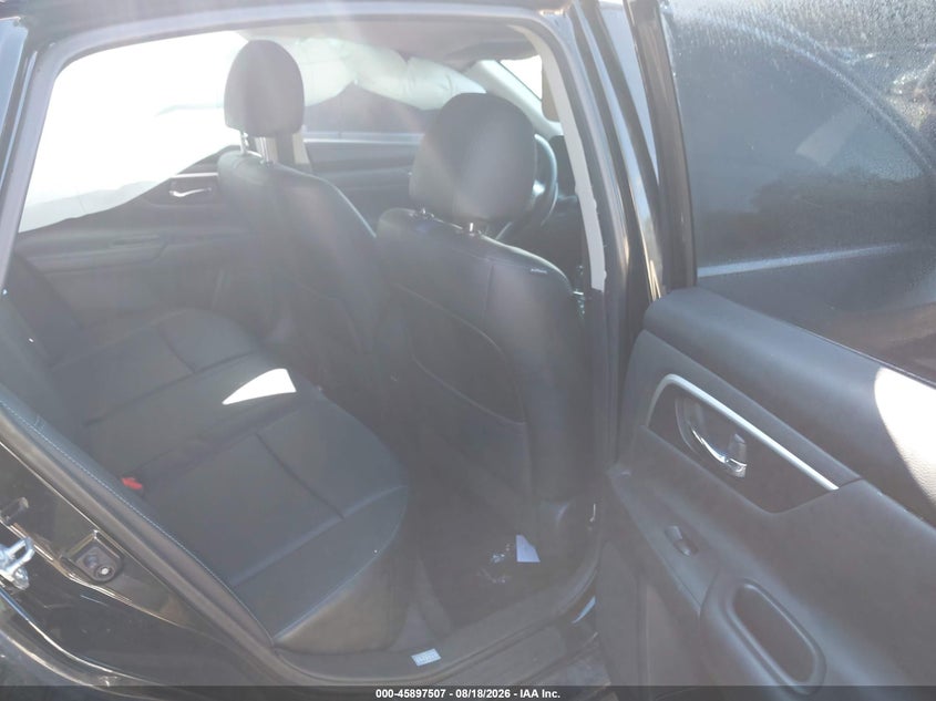 2018 NISSAN ALTIMA auction photo 8