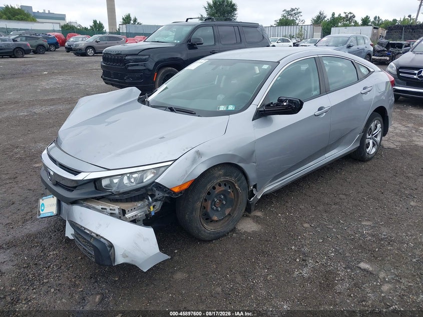 2018 Honda Civic, Right Side, IAAI, VIN 2HGFC2F57JH573329 — photo 2
