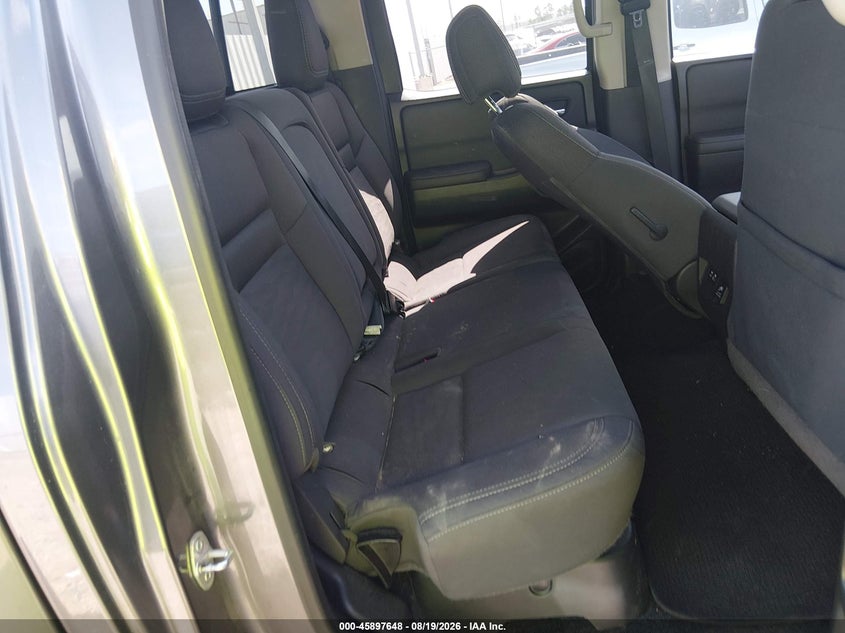 2023 NISSAN FRONTIER SV 4X4 · Фото 20