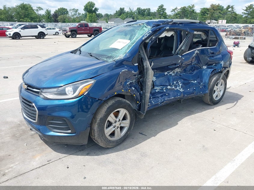 2020 Chevrolet Trax, Left Side, IAAI, VIN KL7CJLSBXLB330177 — photo 2