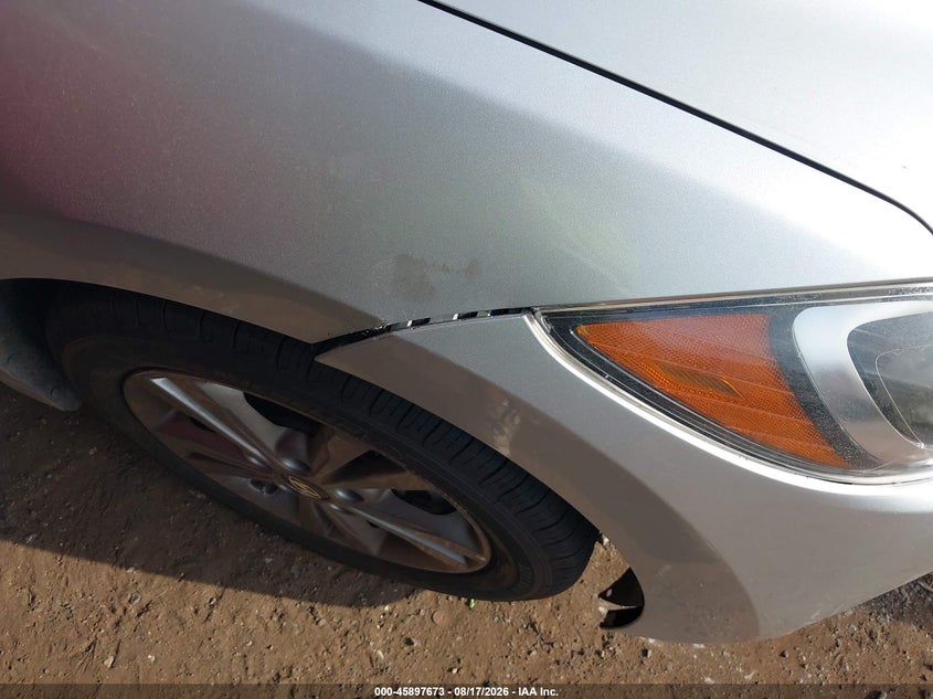 2018 HYUNDAI ELANTRA auction photo 6