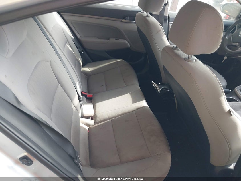 2018 HYUNDAI ELANTRA auction photo 8