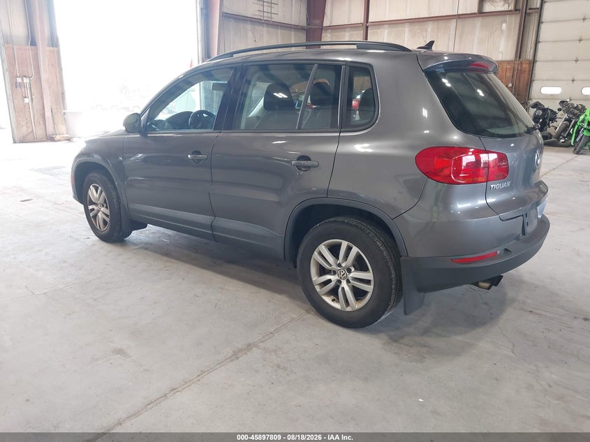 2015 VOLKSWAGEN TIGUAN auction photo 3