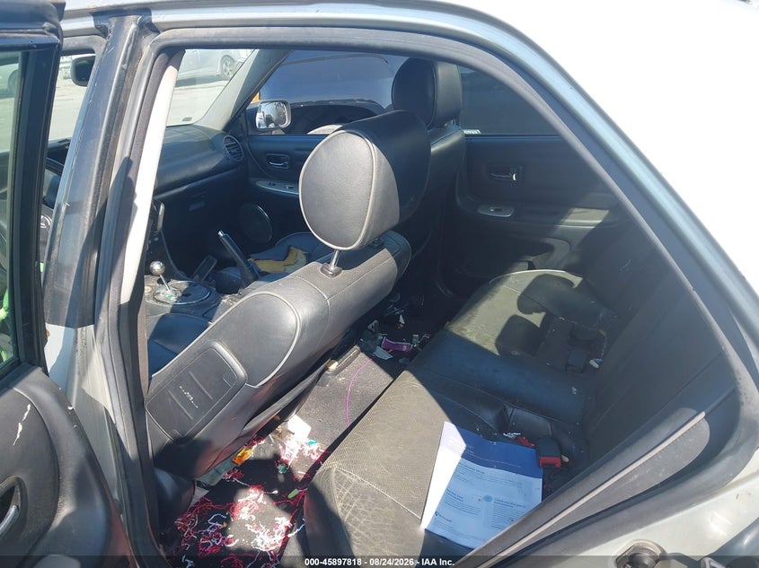 2004 LEXUS IS 300 auction photo 8