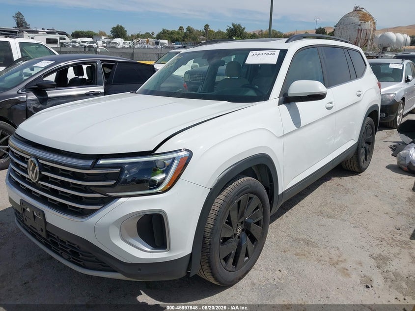 2025 Volkswagen Atlas, Right Side, IAAI, VIN 1V2KR2CA7SC560547 — photo 2